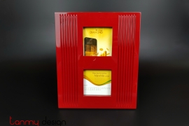 Red lacquer frame with 2 squares 31*26 cm